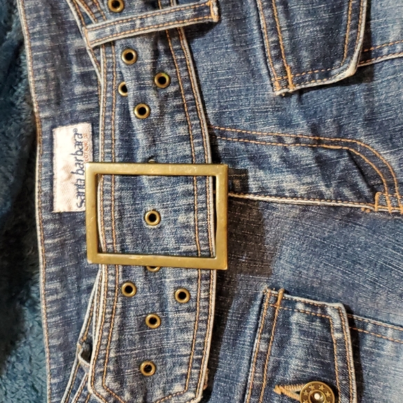 JEAN SHORTS BRAND NEW never worn too small. - Picture 2 of 7